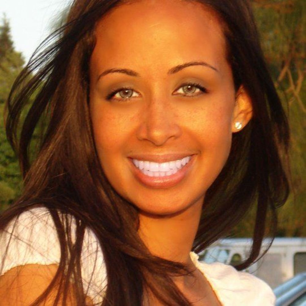 Meet your Posher, Monique